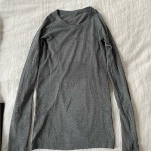 Lululemon swiftly tech